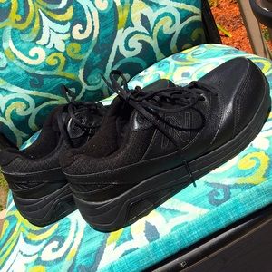 New Balance Men's 928 V3 Lace-up Walking Shoe size 9.5